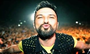 Tarkan Kimdir Tarkan Biyografisi Ve Hayat Kral M Zik