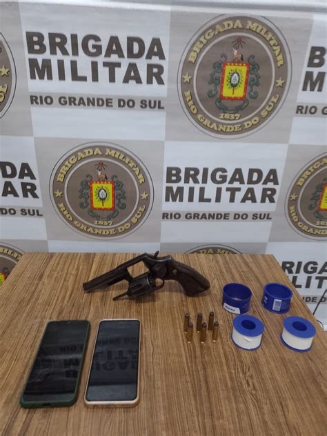 Ap S Ser Flagrado Arma De Fogo De Calibre Restrito Homem Preso