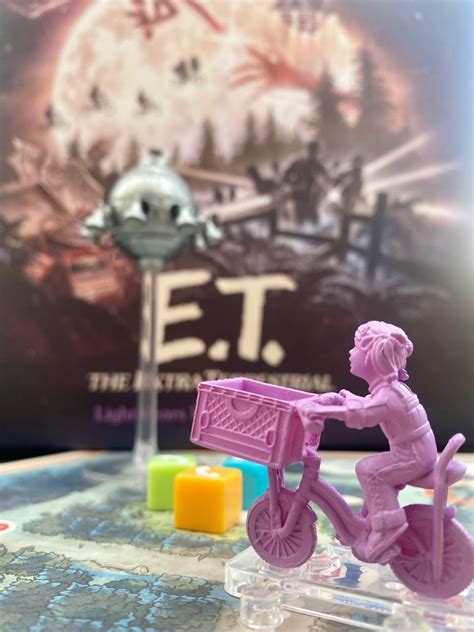 E.T. The Extra-Terrestrial: Light Years From Home Board Game Review