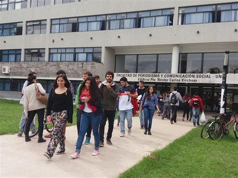 En La Facultad De Periodismo De La Plata Autorizan Las Faltas De Los