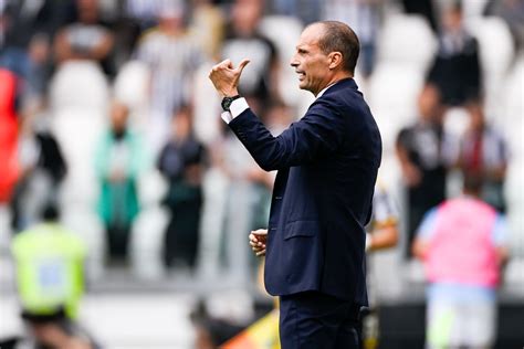 Allegri Juventus Target Is To Finish In The Top Four Black White