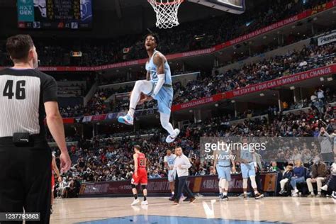 Ja Morant Dunk Photos and Premium High Res Pictures - Getty Images