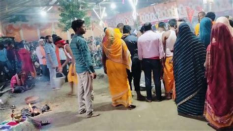 bb kamadal maharaja ka paja vaha avatara carana thhagara pahana kara kathata hae