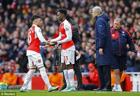 Arsenal 2 1 Leicester Result Danny Welbeck Scores Last Gasp Winner In