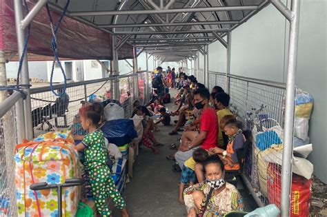 Stranded Passengers In Manila Port Allowed To Travel If ABS CBN News