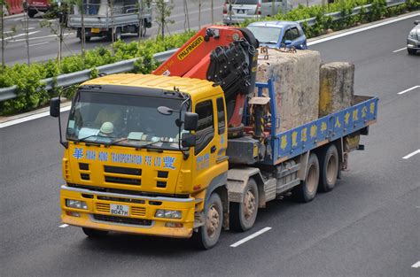 Hwah Hong Transportation Isuzu Giga CYH 52T Crane Truck Flickr