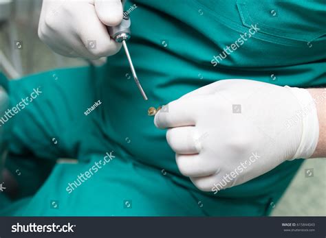 Dentist Prepares Implant Clinic Stock Photo 615844043 Shutterstock