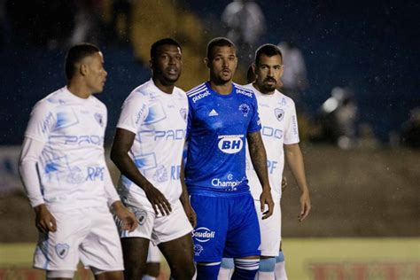 Veja Fotos De Londrina X Cruzeiro Pela S Rie B Gazeta Esportiva