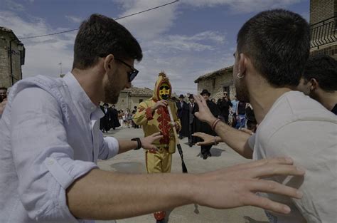 El Bien Vence Al Mal En La Fiesta Del Colacho BURGOSconecta