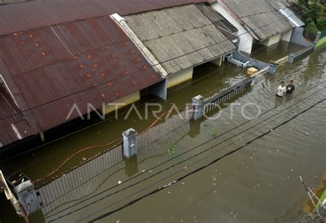 Banjir Di Makassar Antara Foto