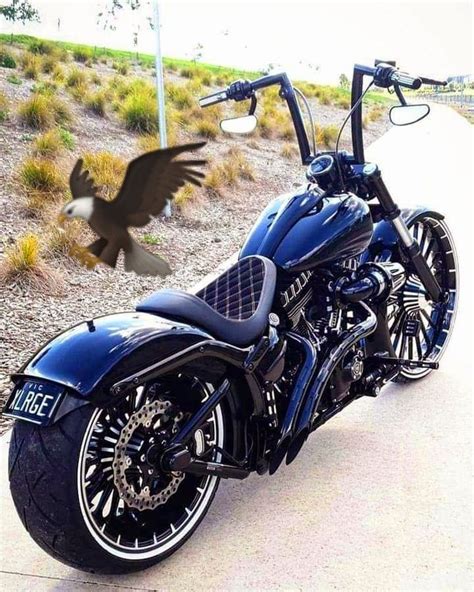 Pin By Istv N On Motorock Custom Motorcycles Harley Harley Bikes