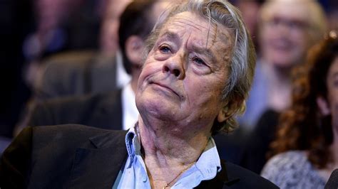 Alain Delon Son Fils Ari évoque La Drogue à Loccasion De La Sortie