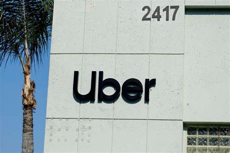 California Supreme Court Rules Uber Lyft Drivers Classified As