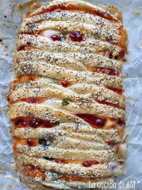 Strudel Ripieno Di Melanzane Sfogliata Filante Facile La Cucina Di Asi