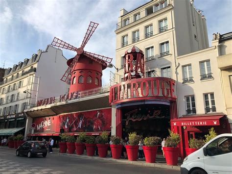 Fun and Excitement, without a pause for breath - Moulin Rouge, Paris ...