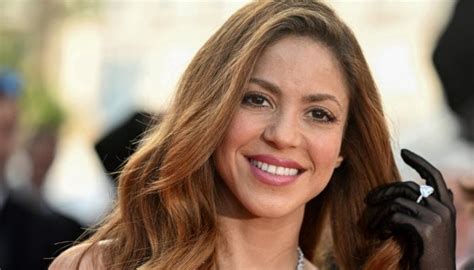 Shakira S Hometown Honors Her With Touching Artwork