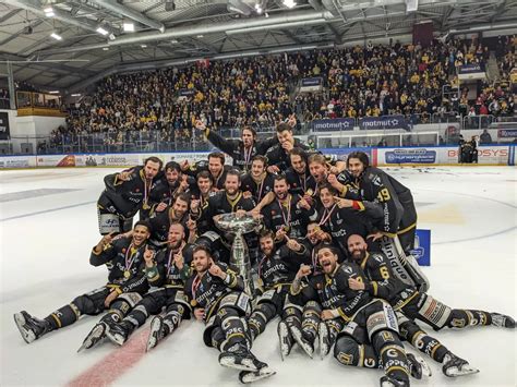 Hockey Les Dragons de Rouen champions de France à lissue dune