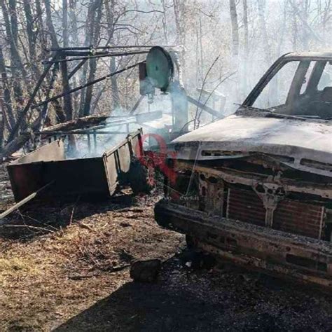 Stream Rueglio Incendio Boschivo Distrutti Un Auto Un Trattore E