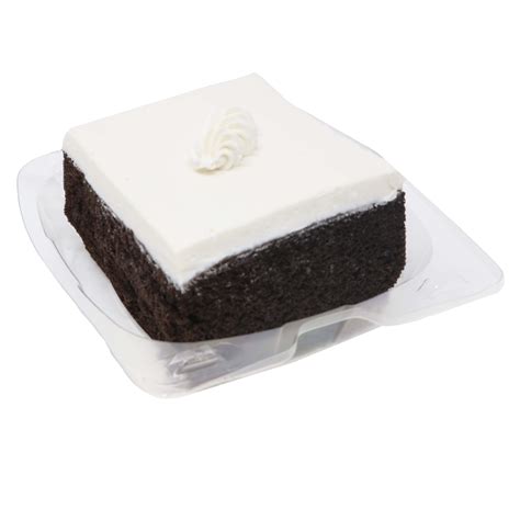 H E B Bakery Kosher Buttercream Chocolate Cake Slice Shop Standard