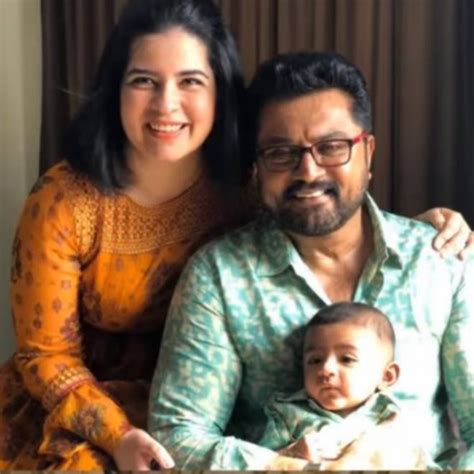 Actress Radhika Sarathkumar With Daughter And Grandson Photos