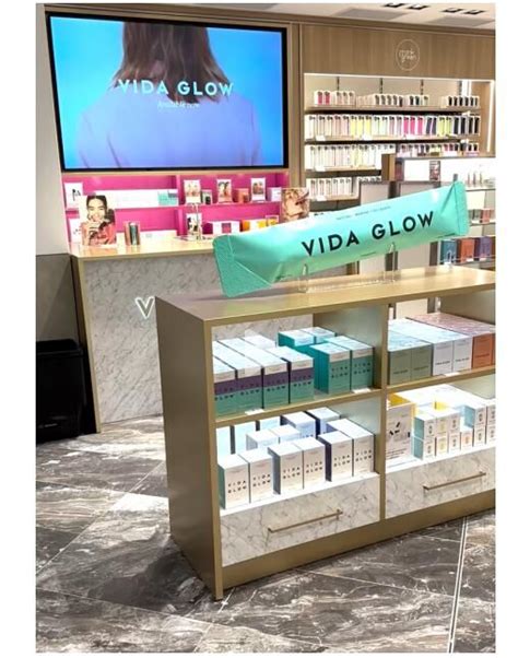 口服美容行业领导品牌vida Glow，全线入驻英国皇室御用药房极客网