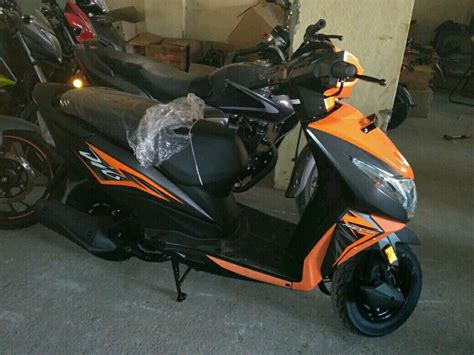 MOST SELLING SCOOTY - HONDA DIO Customer Review - MouthShut.com