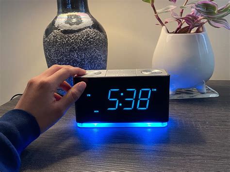 Reliable Alarm Clock - Amazadesign