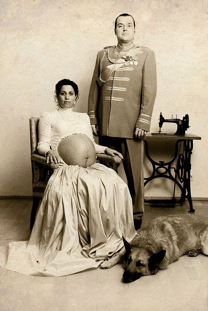 This Is A Modern Image I Just Enjoy It Rad Maternity Photo Vintage Pictures Old Pictures