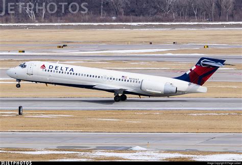 N At Boeing Delta Air Lines Paige Larsen Jetphotos