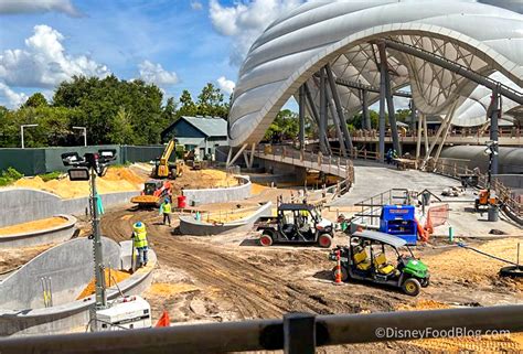 VIDEO: UPDATE on TRON Roller Coaster Construction in Disney World ...