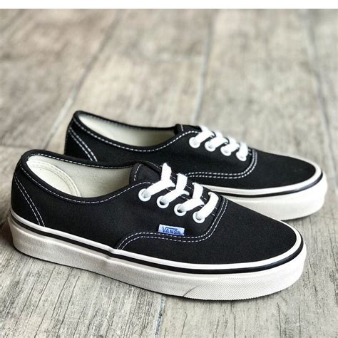 Vans Authentic Skate Shoe Black Journeys