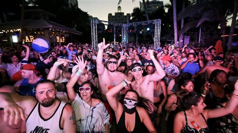 Inside Spring Break Chaos As Hundreds Arrested And Wild Fights Break