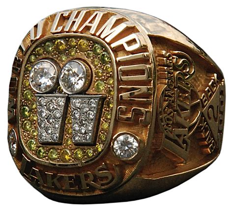 Lot Detail - 2001 Los Angeles Lakers World Championship Ring (Team Employee)