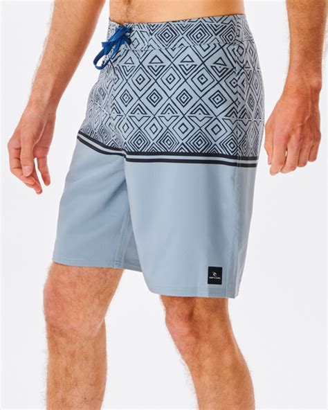 Bermudas os melhores produtos estão na Rip Curl