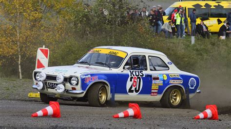 Ford Escort Mk Hundeknochen Bei Der Rallye K Ln Ahrweiler Am