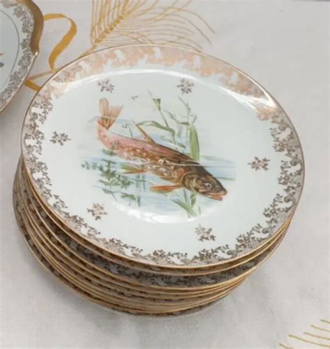 Onze Assiettes Anciennes D Cor Poisson Porcelaine Limoges B C Eur