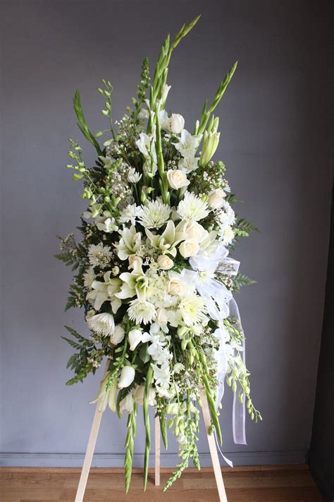 Funeral Flowers And Symbolism Floral Arrangements Meaning Memorial