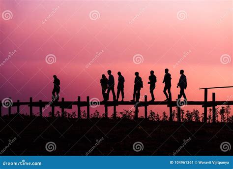 Walking Silhouette Sunset editorial photo. Image of male - 104961361