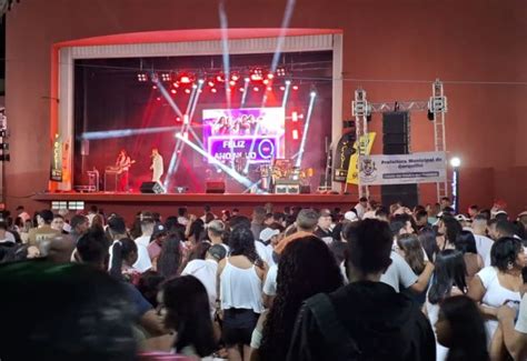 Not Cia Cerquilho Realiza O Show Da Virada Para A Chegada De