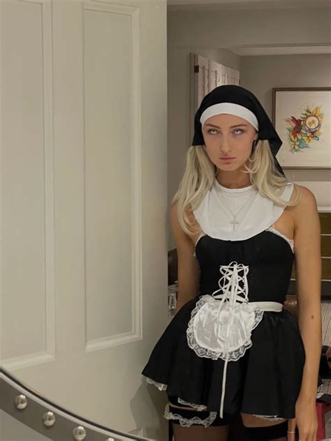 how to make a fantasy nun outfit