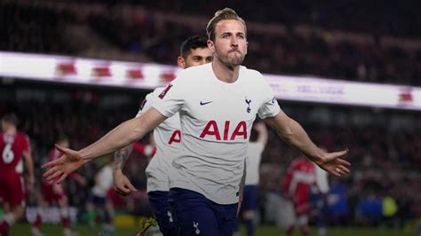 Harry Kane Equals Jimmy Greaves Tottenham Scoring Record In Win At