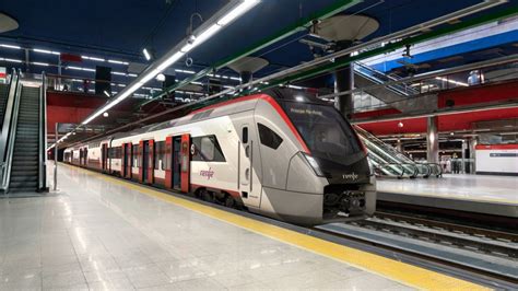 Renfe signed the contracts to acquire high-capacity trains