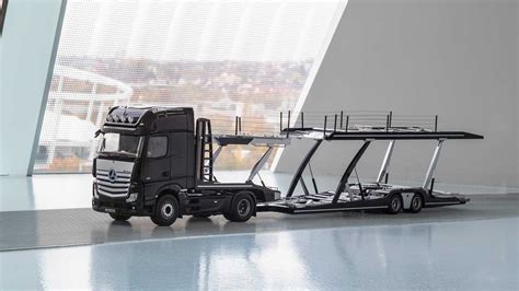 Mercedes Car Transporter Model Hauls Your 118 Scale Collection