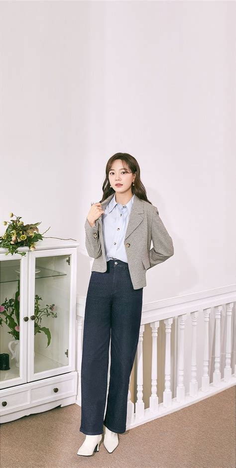 Kim Sejeong Model Pakaian Pakaian Aktris