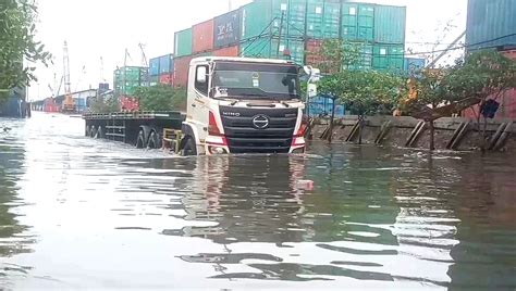 Waspada Pesisir Jakarta Utara Berpotensi Diterjang Banjir Rob Pada