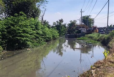 Kebut Normalisasi Sungai Untuk Antisipasi Banjir Radar Sidoarjo