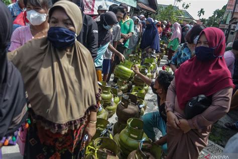 Operasi Pasar Elpiji Murah Di Palangkaraya Antara News