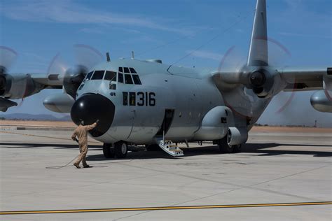 Investigation Corroded Propeller Blade Caused Kc 130t Crash Usni News