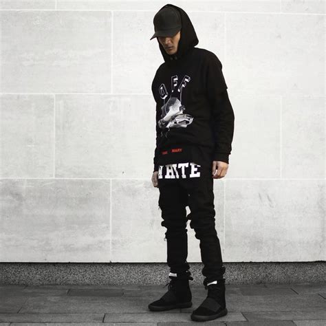 Off White | Mens fashion streetwear, Street fashion photography, Mens outfits