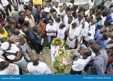 Haiti Funeral. editorial image. Image of grief, child - 35585240